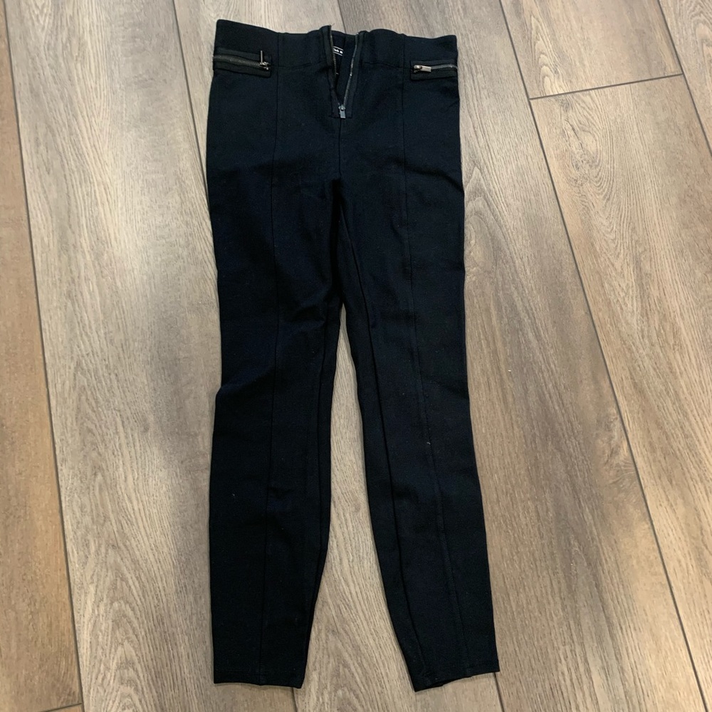 Black Abercrombie pants. never worn
